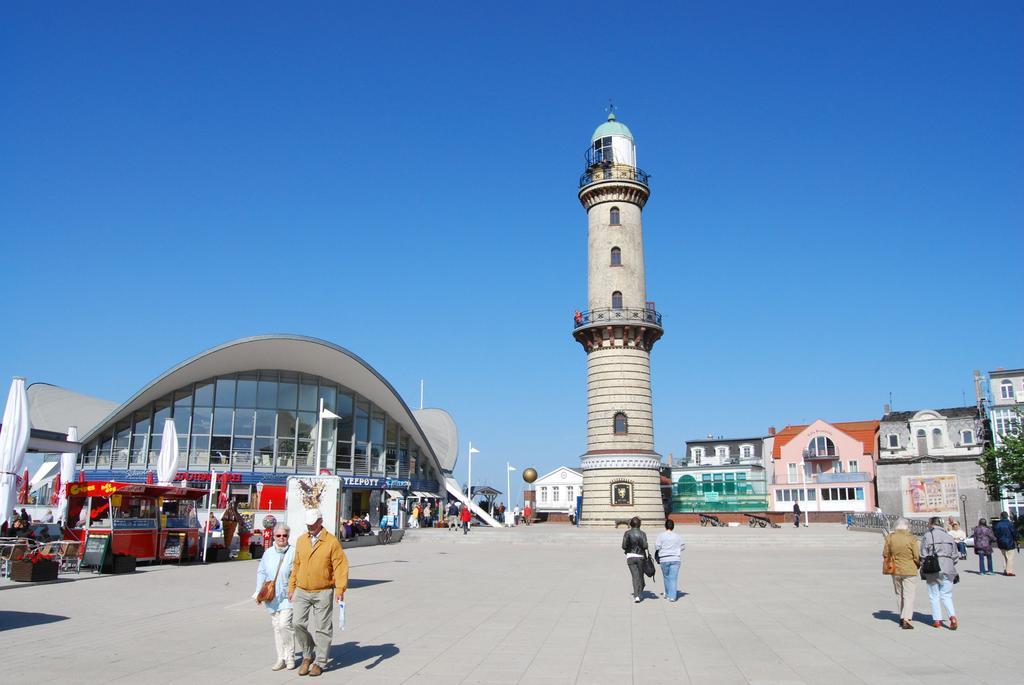 Ferienwohnung in der Altstadt Warnemünde Rostock Exterior foto